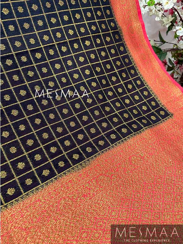 zari checks black red saree