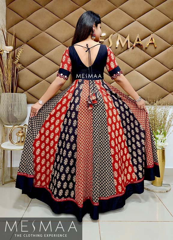 Black brick red floor length dress