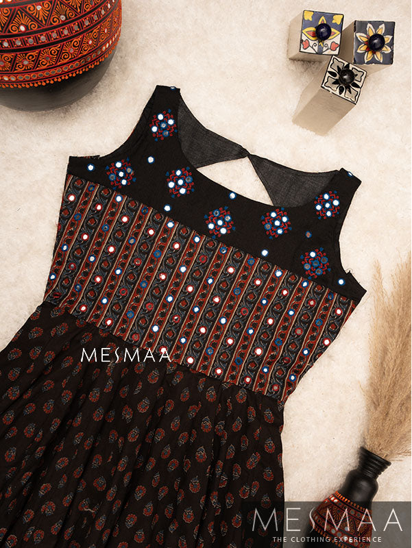 Black brick red indigo floor length dress