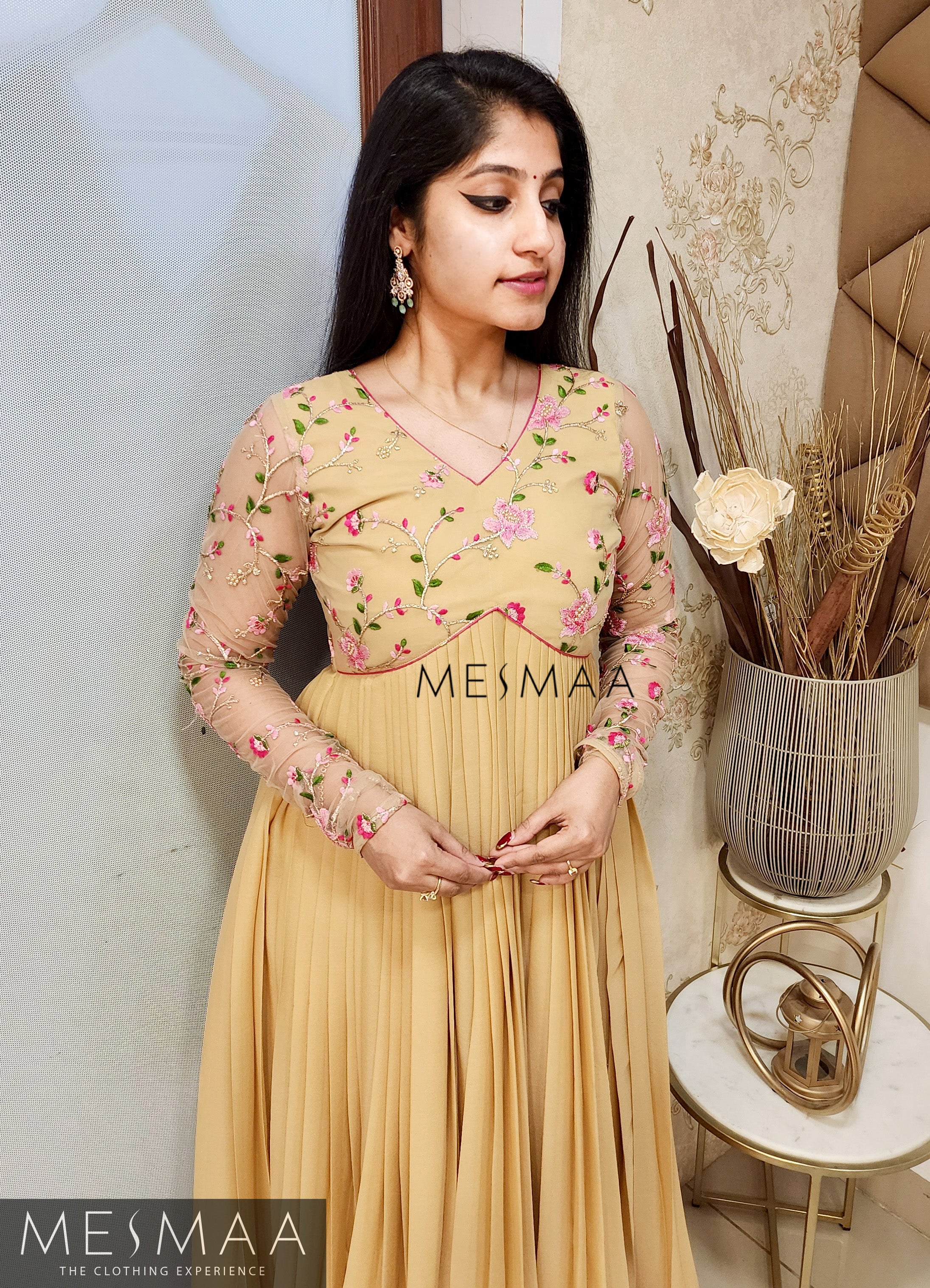 Biscuit rani pink anarkali.