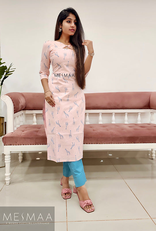 Baby pink giraffe Kurti