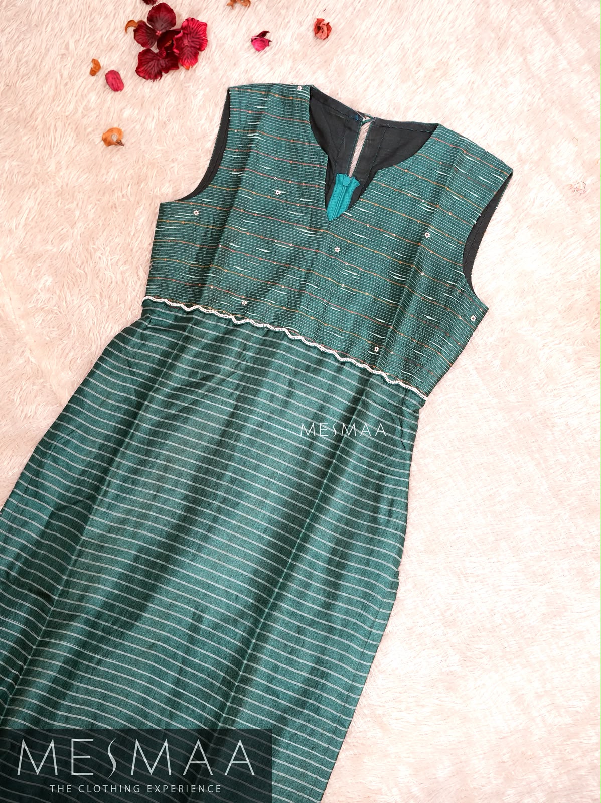 Teal tussar kurti.