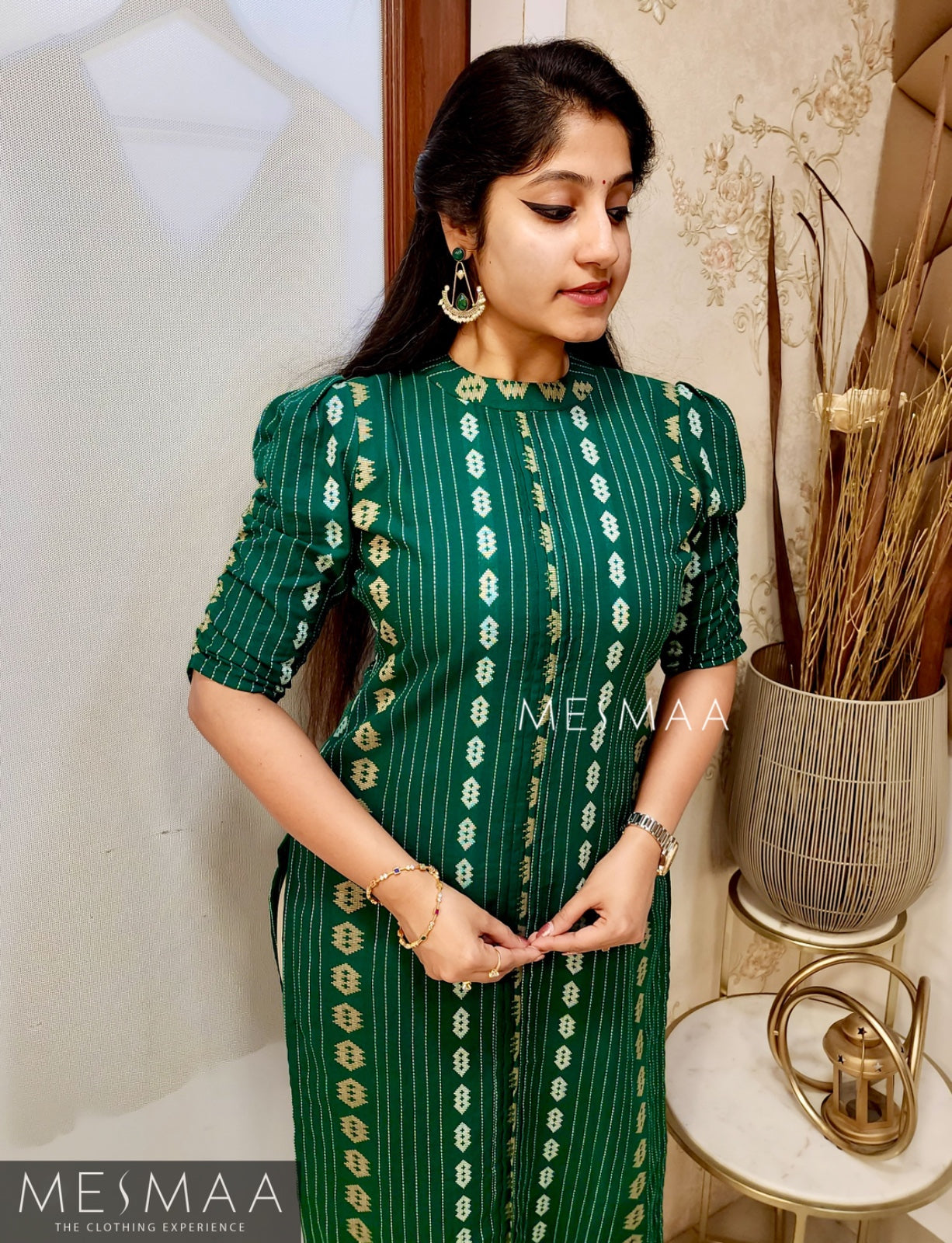 Bottle green kurti set.