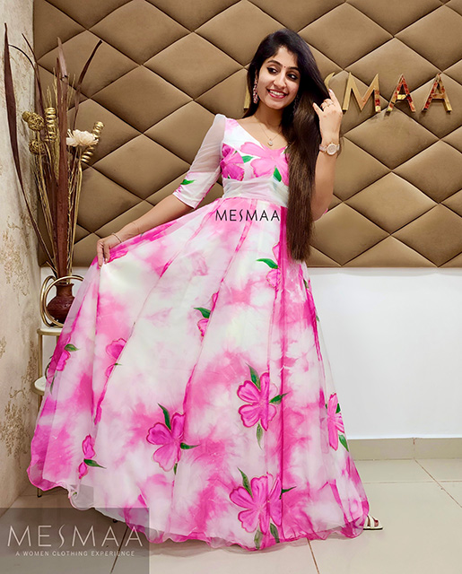 Pink white floral gown – Mesmaa